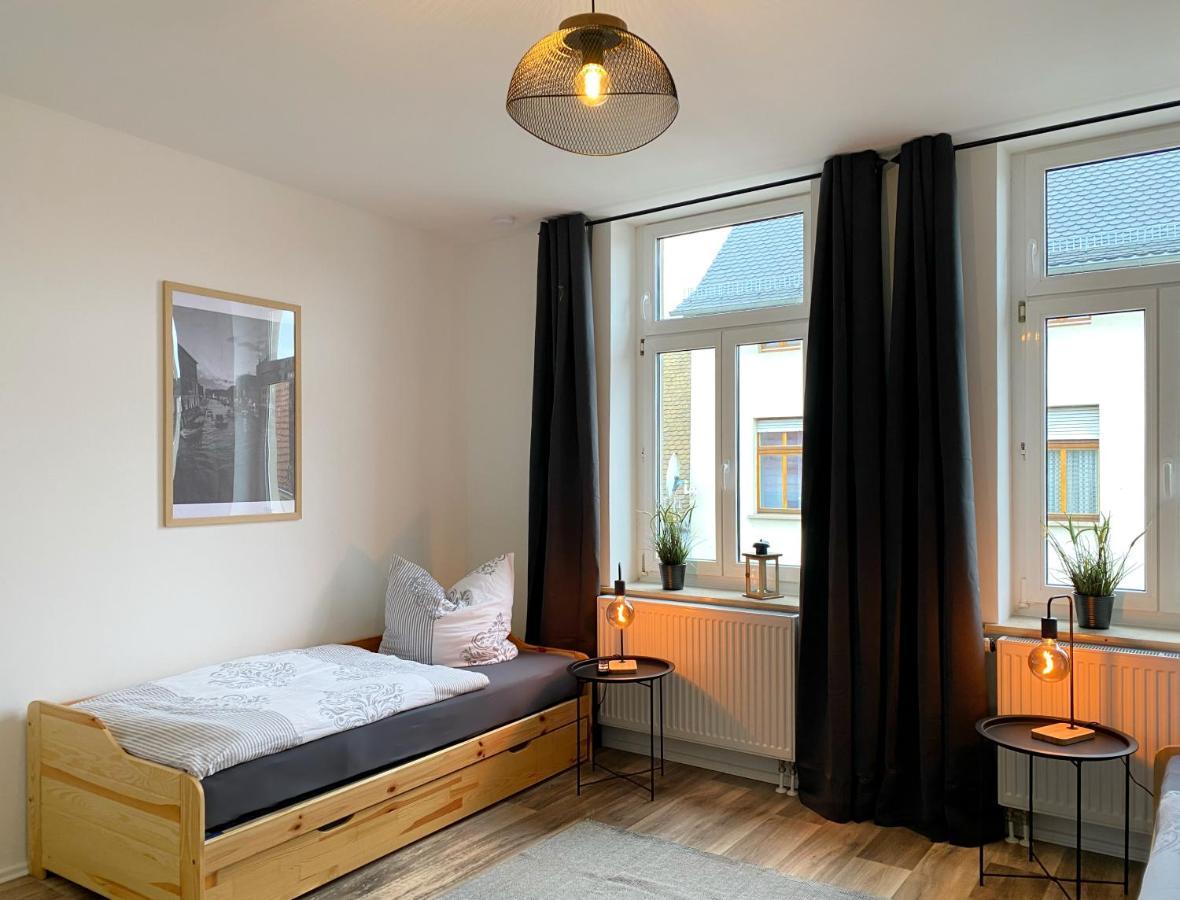 Elbnahe Ferienwohnung Mit 2 Schlafzimmern คอสวิช ภายนอก รูปภาพ